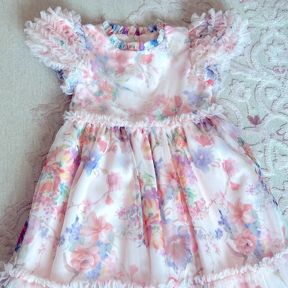 Beautiful Floral Ruffle Dress 💕 - Picture 2 of 3